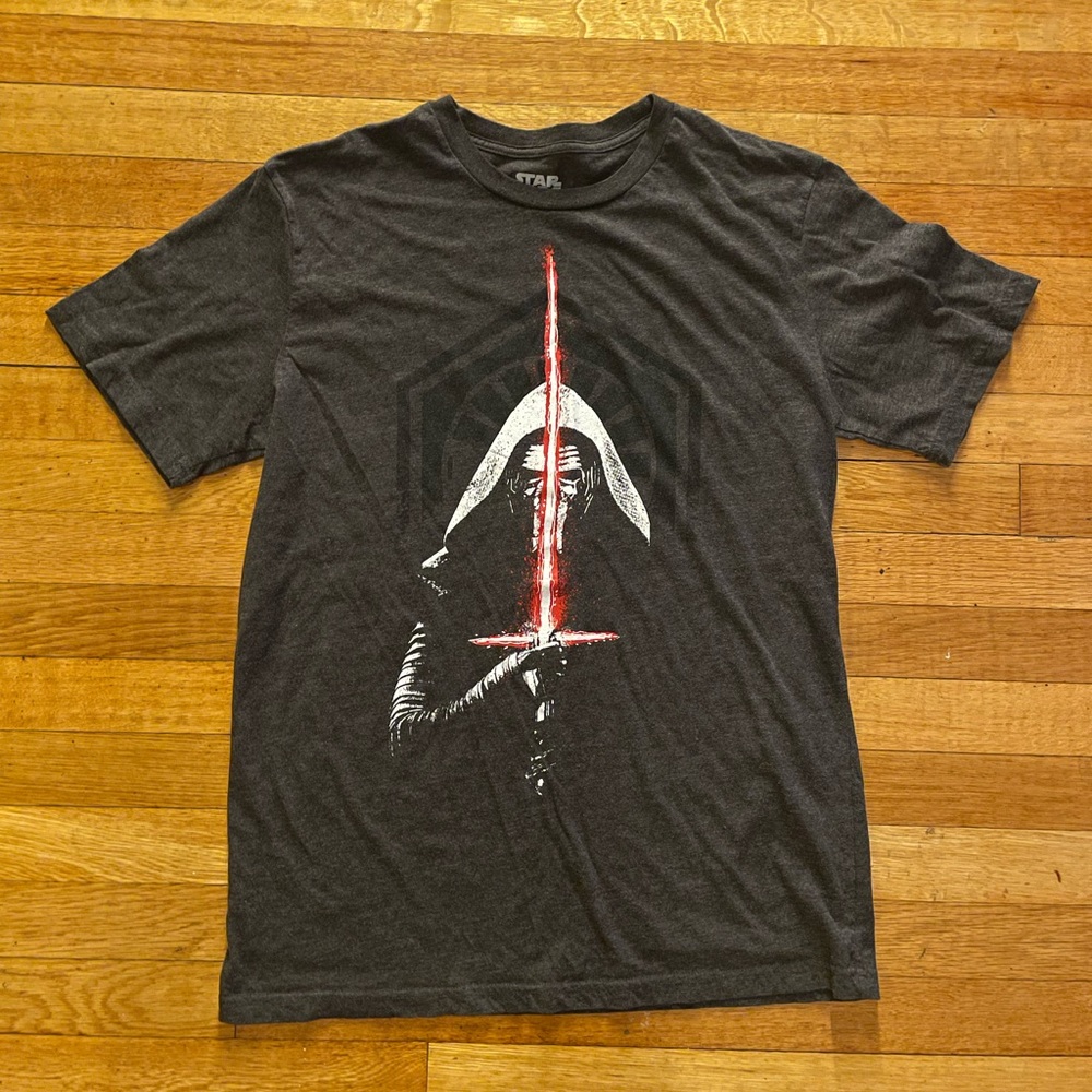 Star Wars Kylo Ren Red Lightsaber Grey Short Sleeve T-shirt Mad Engine Large